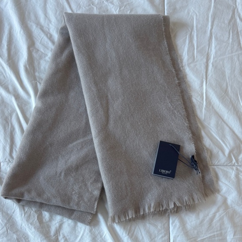NWT! Libero Italian Beige Sand Natural Color Soft Scarf
